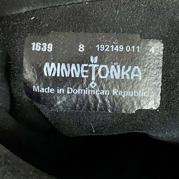 Minnetonka 3 layer fringe boho Coastal Cowgirl boots in black suede.Size 8 - Picture 7 of 8